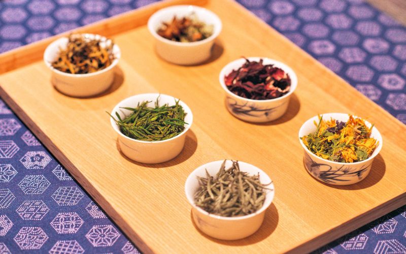 Selezione di tisane drenanti e sgonfianti de La Teiera Eclettica